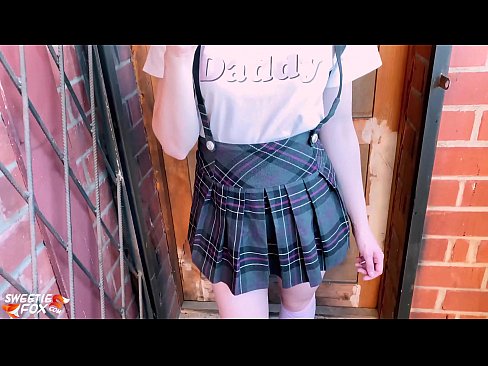 ❤️ Koolitüdruk imeb sügavalt oma riista ja kuratab klasside asemel. ❤️❌ Pornovideo at us ❌❤